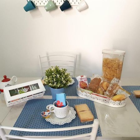 Nanas Apartament Neapol Zewnętrze zdjęcie