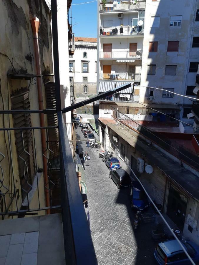 Nanas Apartament Neapol Zewnętrze zdjęcie