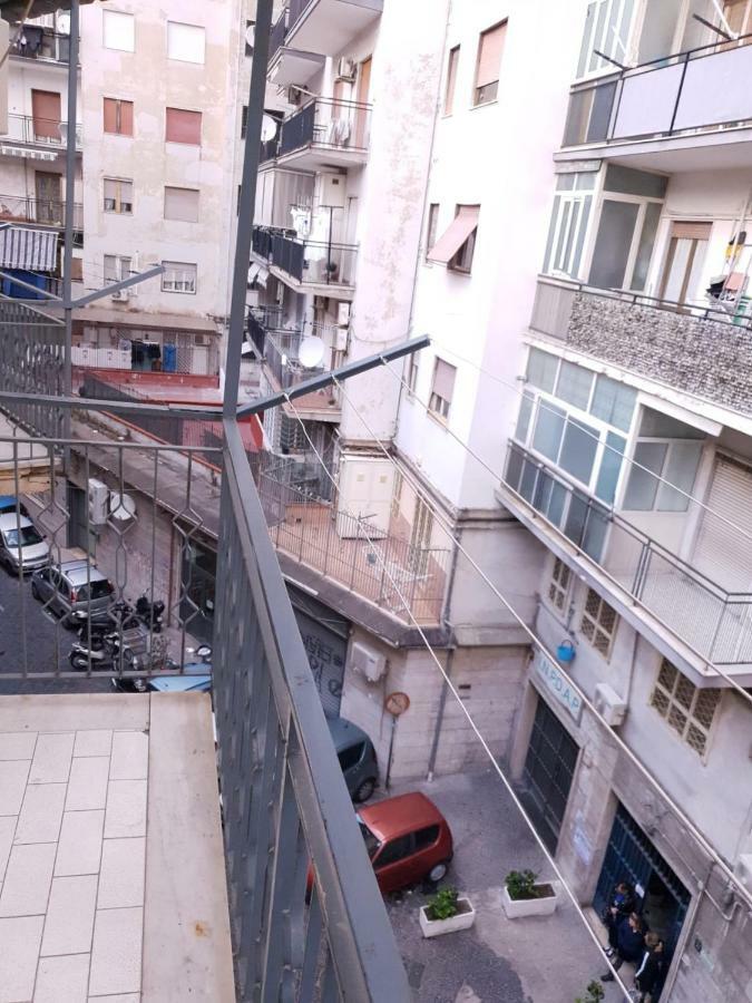 Nanas Apartament Neapol Zewnętrze zdjęcie