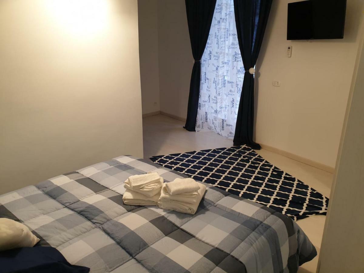 Nanas Apartament Neapol Zewnętrze zdjęcie