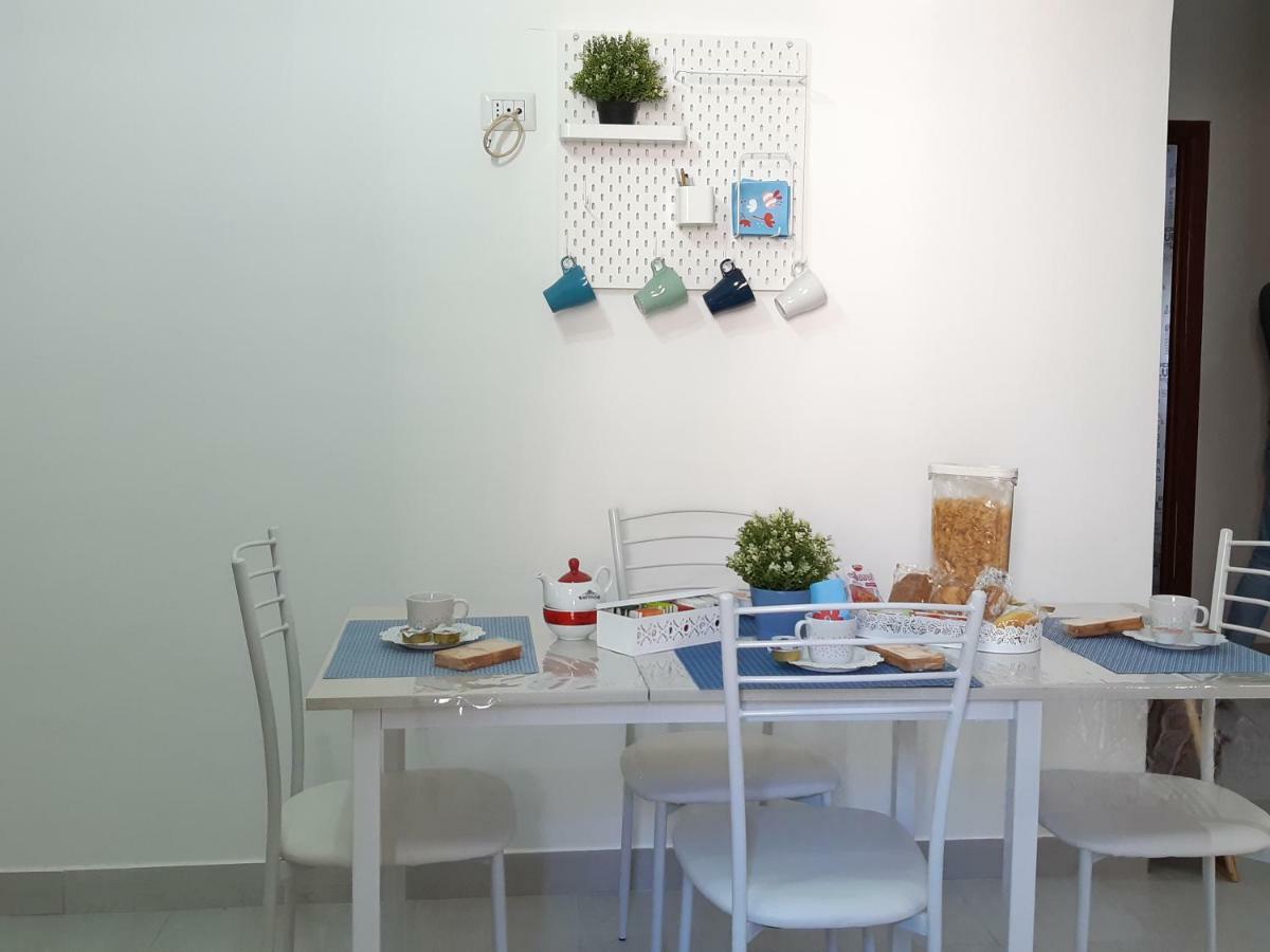 Nanas Apartament Neapol Zewnętrze zdjęcie