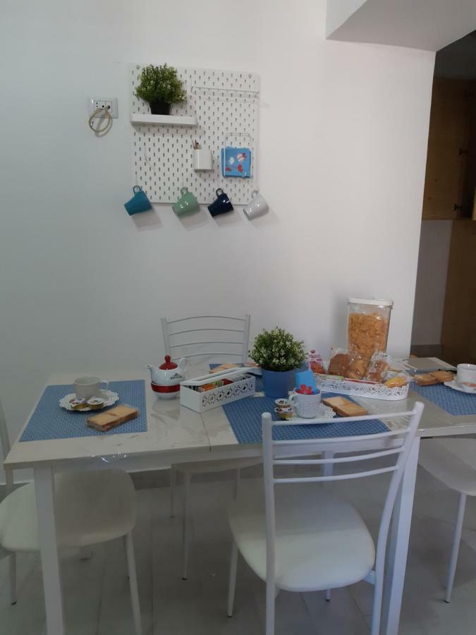 Nanas Apartament Neapol Zewnętrze zdjęcie