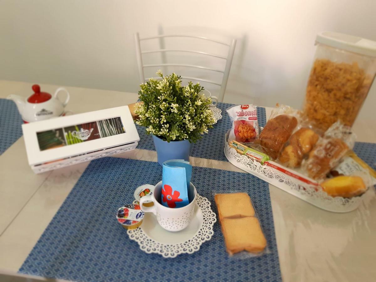 Nanas Apartament Neapol Zewnętrze zdjęcie